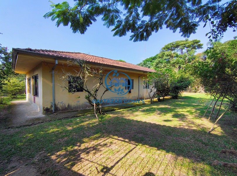 Chácara, 3 quartos, 2500 m² - Foto 1