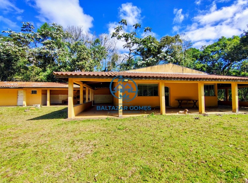 Sítio, 2 quartos, 8500 m² - Foto 1