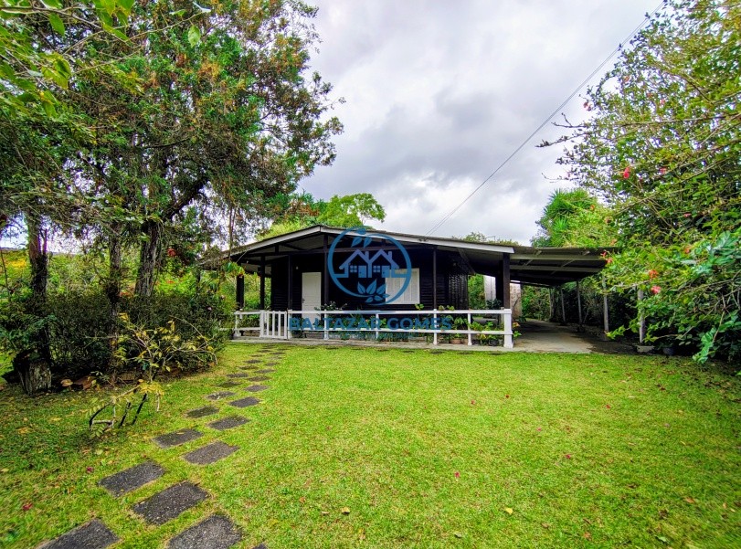 Chácara, 3 quartos, 1600 m² - Foto 1
